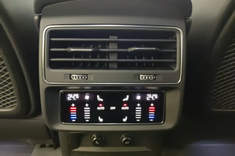 Audi Q7 din 2022 cu 84.990 km - oferta AUD179446 - foto 17