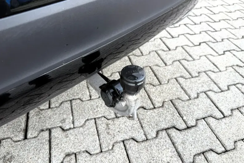 Mercedes-Benz GLB 200 din 2022 cu 97.608 km - oferta MER179447 - foto 18