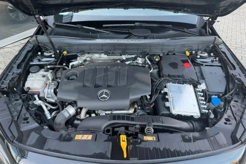 Mercedes-Benz GLB 200 din 2022 cu 97.608 km - oferta MER179447 - foto 19