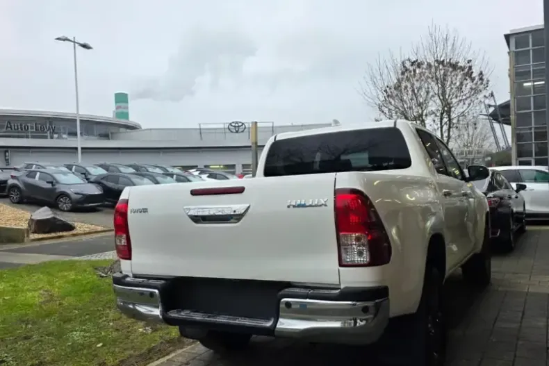 Toyota Hilux din 2024 cu 10 km - oferta TOY179448 - foto 4