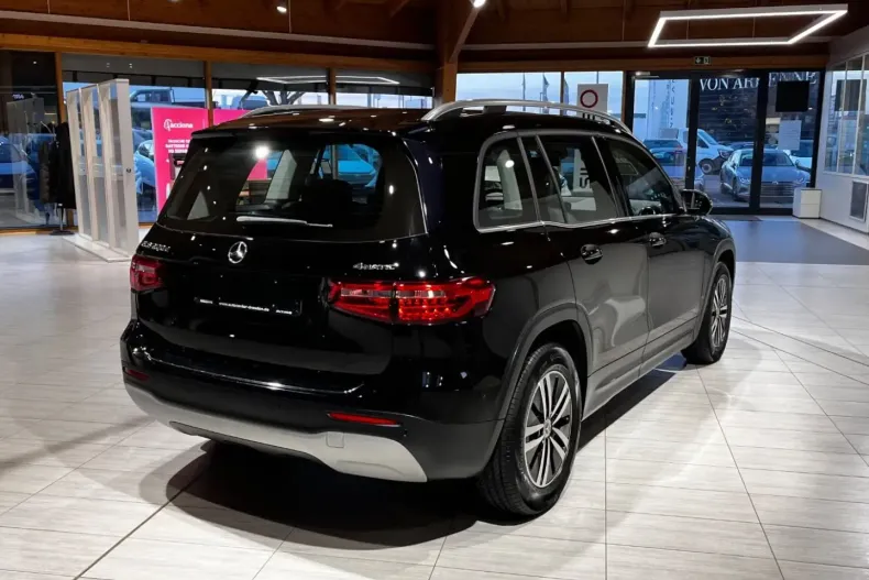 Mercedes-Benz GLB 200 din 2021 cu 75.716 km - oferta MER179451 - foto 7