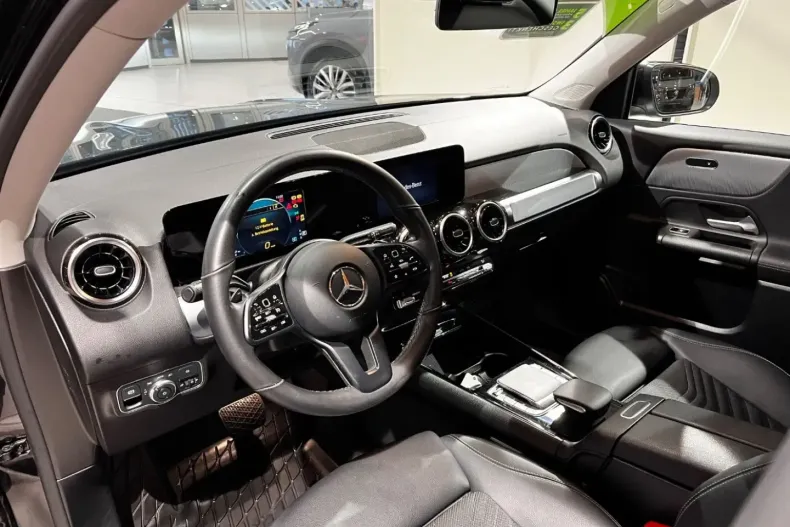 Mercedes-Benz GLB 200 din 2021 cu 75.716 km - oferta MER179451 - foto 9