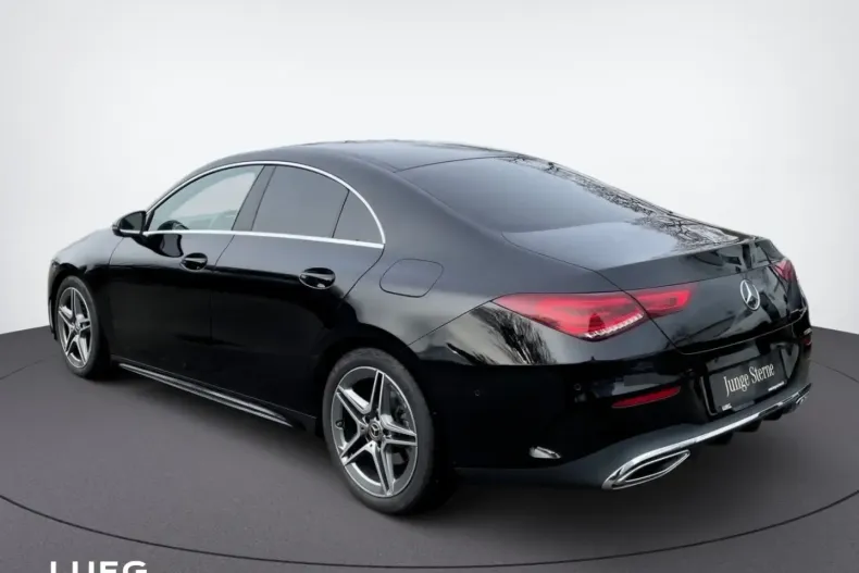 Mercedes-Benz CLA 200 (Clasa CLA) din 2022 cu 33.674 km - oferta MER179454 - foto 4