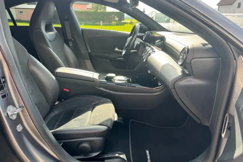 Mercedes-Benz CLA 200 din 2021 cu 92.700 km - oferta MER179455 - foto 15