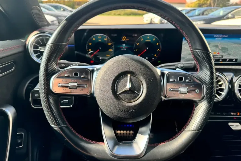 Mercedes-Benz CLA 200 din 2021 cu 92.700 km - oferta MER179455 - foto 17