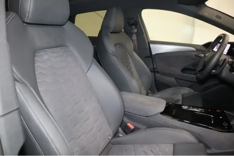 Audi A6 e-tron din 2025 cu 4.151 km - oferta AUD179463 - foto 10