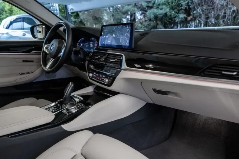 BMW 540 din 2023 cu 54.767 km - oferta BMW179464 - foto 7