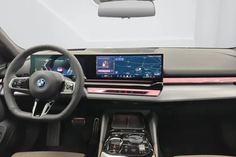 BMW 550 din 2025 cu 1.600 km - oferta BMW179468 - foto 6