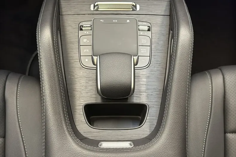 Mercedes-Benz GLE 300 din 2024 cu 12.772 km - oferta MER179471 - foto 17