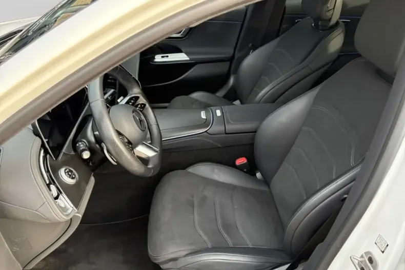 Mercedes-Benz E 300 (Clasa E) din 2024 cu 10.466 km - oferta MER179476 - foto 10