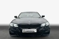 BMW 330 din 2021 cu 74.842 km - oferta BMW179482 - foto 3
