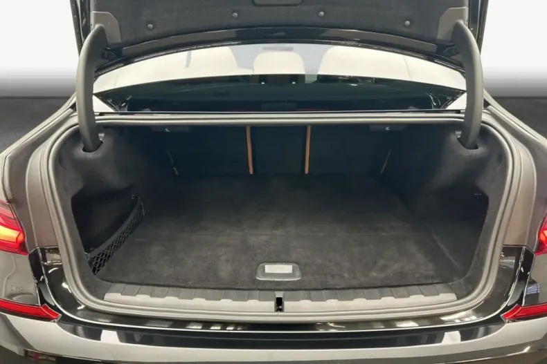 BMW 330 din 2021 cu 74.842 km - oferta BMW179482 - foto 9