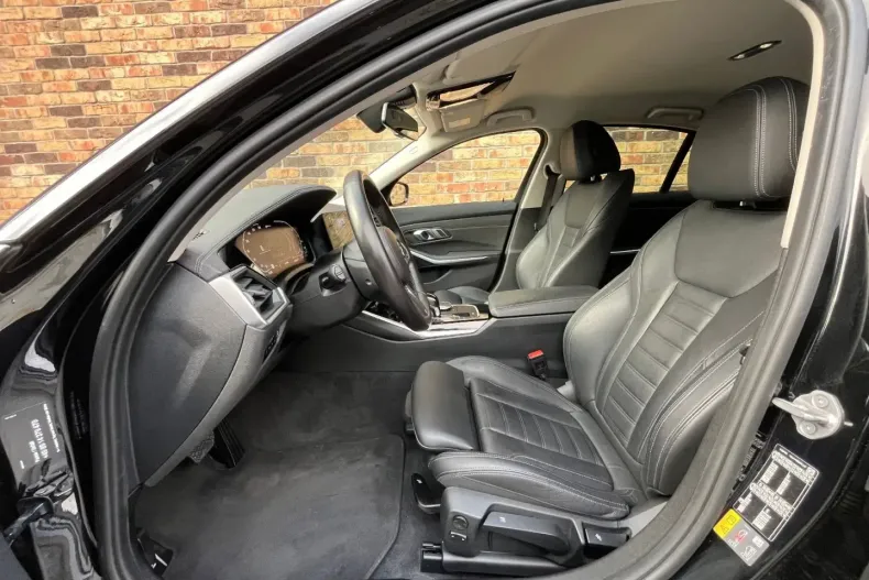 BMW 330 din 2022 cu 56.899 km - oferta BMW179487 - foto 10