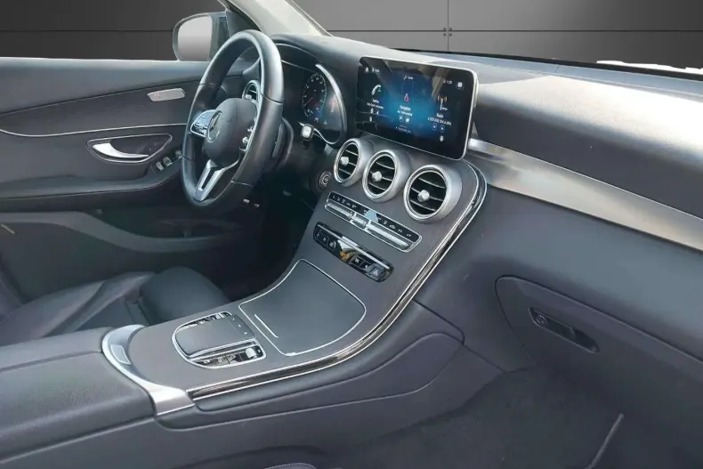 Mercedes-Benz GLC 200 (Clasa GLC) din 2021 cu 93.700 km - oferta MER179490 - foto 13