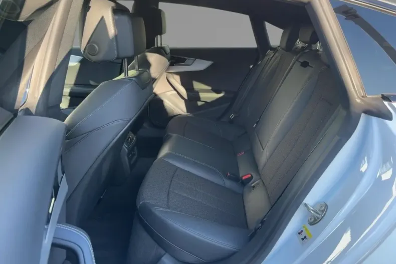 Audi A5 din 2022 cu 42.429 km - oferta AUD179498 - foto 8