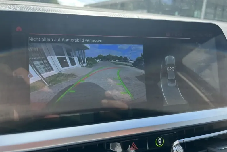 BMW 330 din 2022 cu 44.400 km - oferta BMW179499 - foto 10