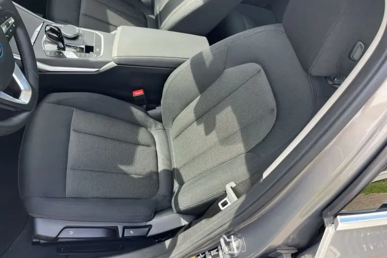 BMW 330 din 2022 cu 44.400 km - oferta BMW179499 - foto 24