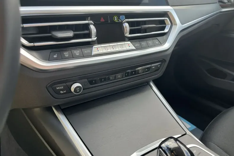 BMW 330 din 2022 cu 44.400 km - oferta BMW179499 - foto 29