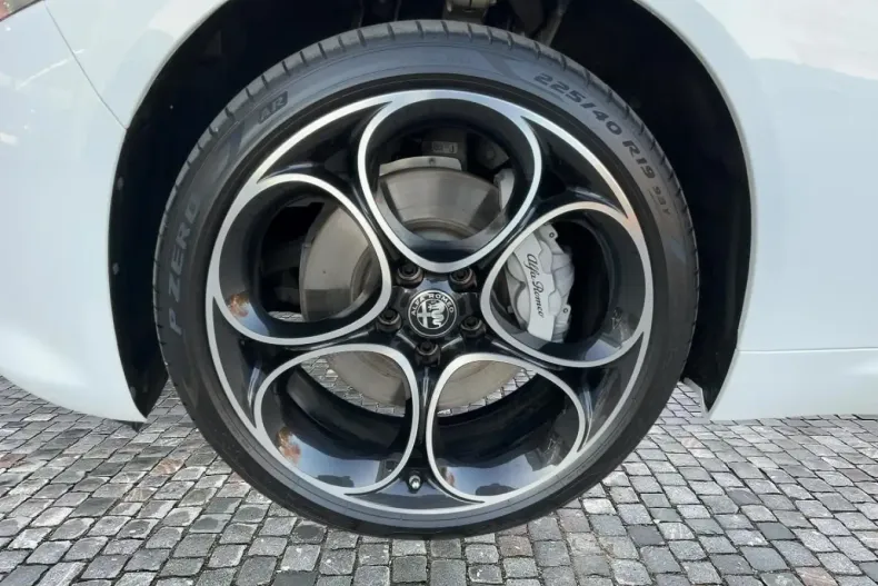 Alfa Romeo Giulia din 2022 cu 30.500 km - oferta ALF179501 - foto 5