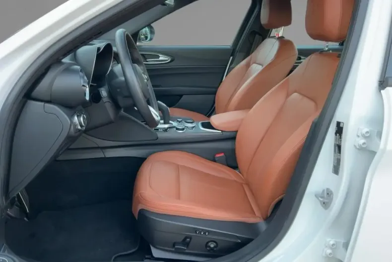 Alfa Romeo Giulia din 2022 cu 30.500 km - oferta ALF179501 - foto 7