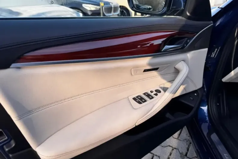 BMW 530 din 2022 cu 39.980 km - oferta BMW179515 - foto 6