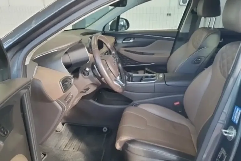 Hyundai SANTA FE din 2022 cu 39.068 km - oferta HYU179517 - foto 6