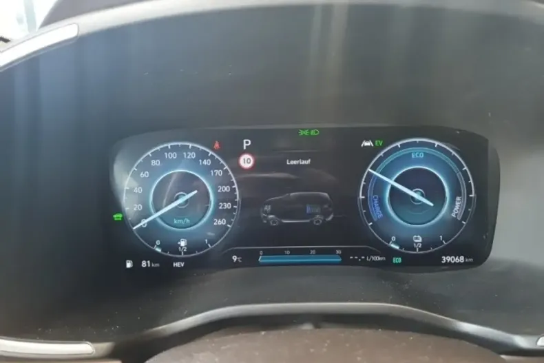 Hyundai SANTA FE din 2022 cu 39.068 km - oferta HYU179517 - foto 9