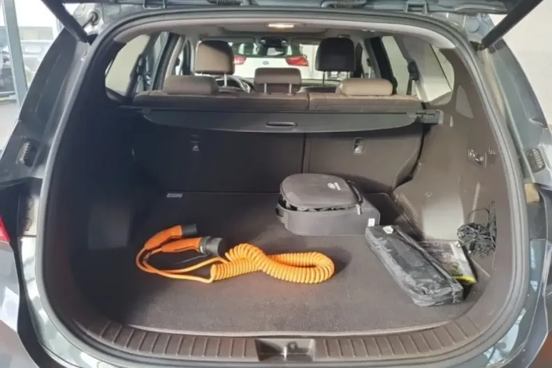 Hyundai SANTA FE din 2022 cu 39.068 km - oferta HYU179517 - foto 10