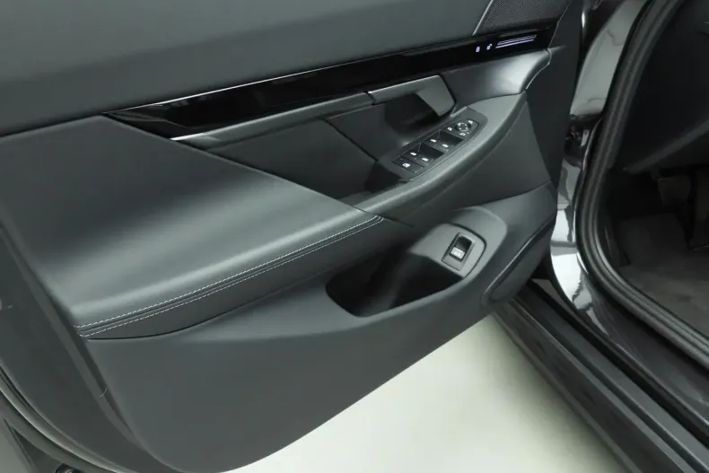 BMW 530 din 2024 cu 9.000 km - oferta BMW179518 - foto 20