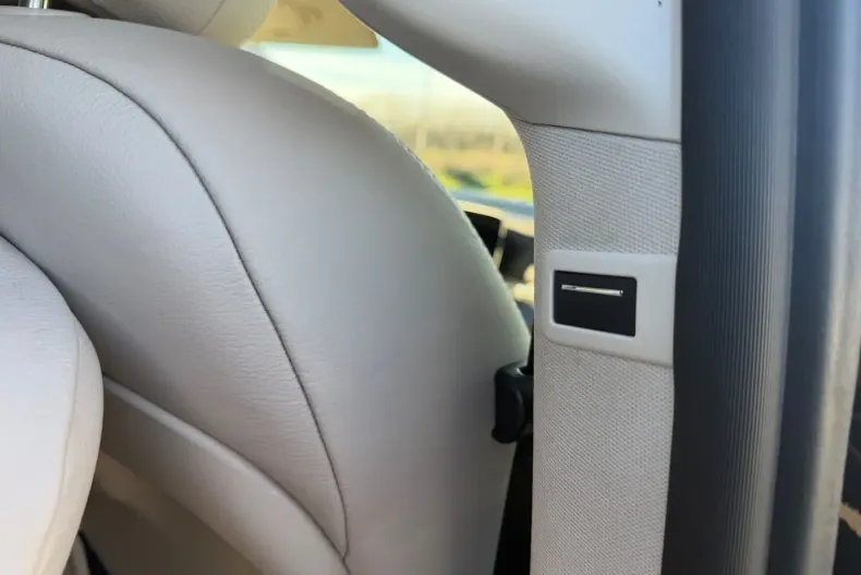 Mercedes-Benz V 300 din 2024 cu 48.201 km - oferta MER179521 - foto 22