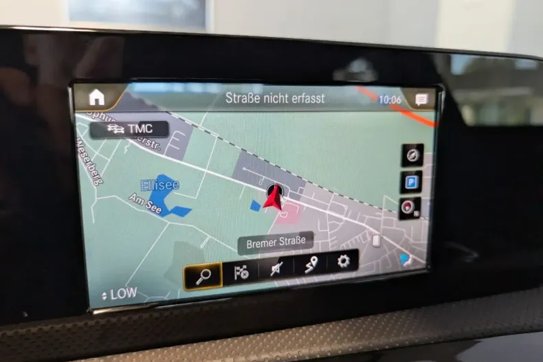 Mercedes-Benz A 220 din 2022 cu 47.280 km - oferta MER179524 - foto 17