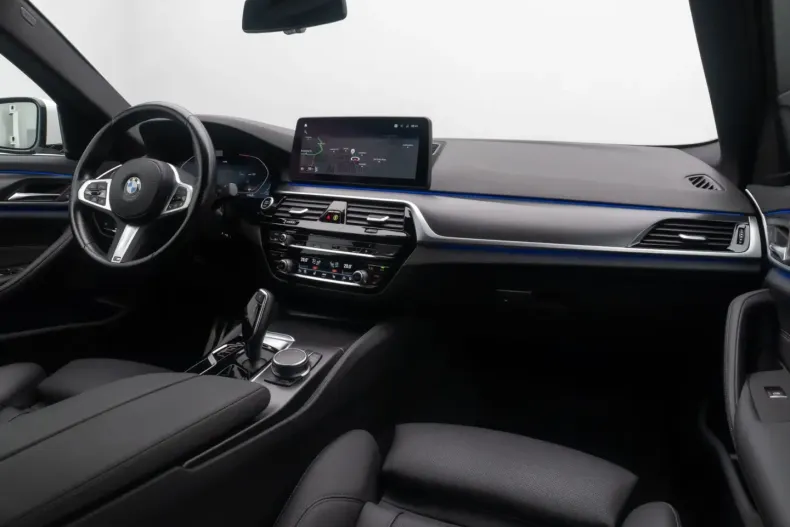 BMW 530 din 2022 cu 94.179 km - oferta BMW179527 - foto 39