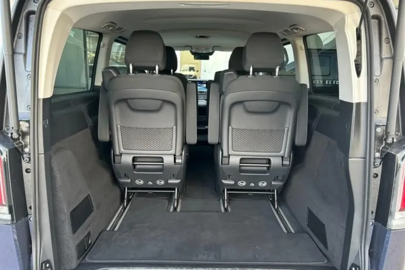 Mercedes-Benz V 300 (Clasa V) din 2024 cu 16.900 km - oferta MER179535 - foto 13