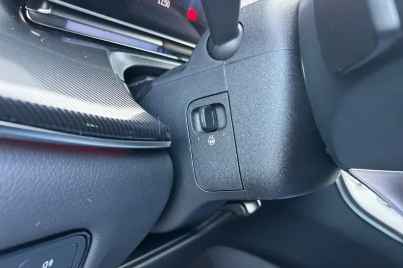 Mercedes-Benz V 300 (Clasa V) din 2024 cu 16.900 km - oferta MER179535 - foto 21