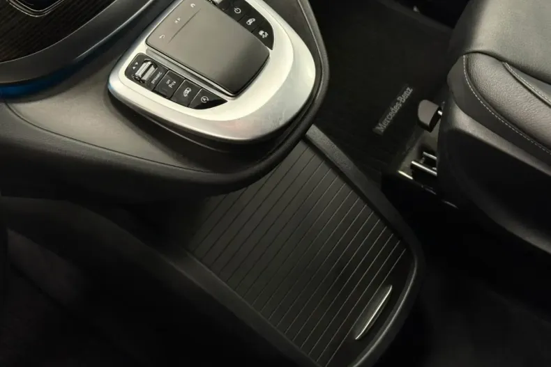 Mercedes-Benz V 250 (Clasa V) din 2024 cu 15.000 km - oferta MER179537 - foto 28