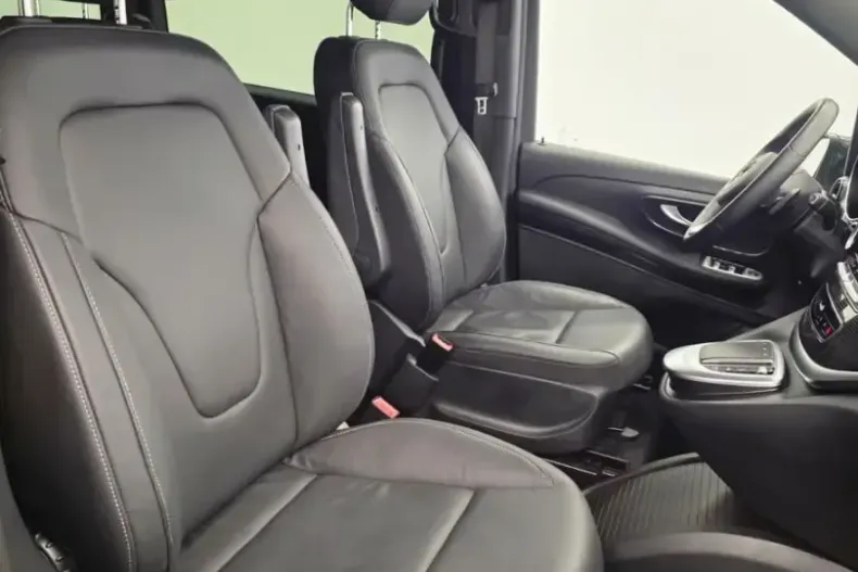 Mercedes-Benz V 250 (Clasa V) din 2024 cu 23.000 km - oferta MER179539 - foto 25