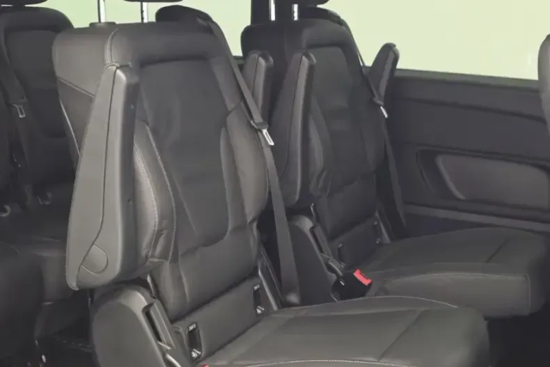 Mercedes-Benz V 250 (Clasa V) din 2024 cu 23.000 km - oferta MER179539 - foto 27