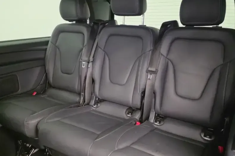 Mercedes-Benz V 250 (Clasa V) din 2024 cu 23.000 km - oferta MER179539 - foto 29