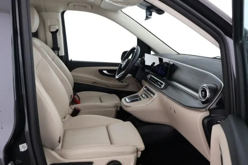 Mercedes-Benz V 250 (Clasa V) din 2025 cu 18.200 km - oferta MER179542 - foto 8