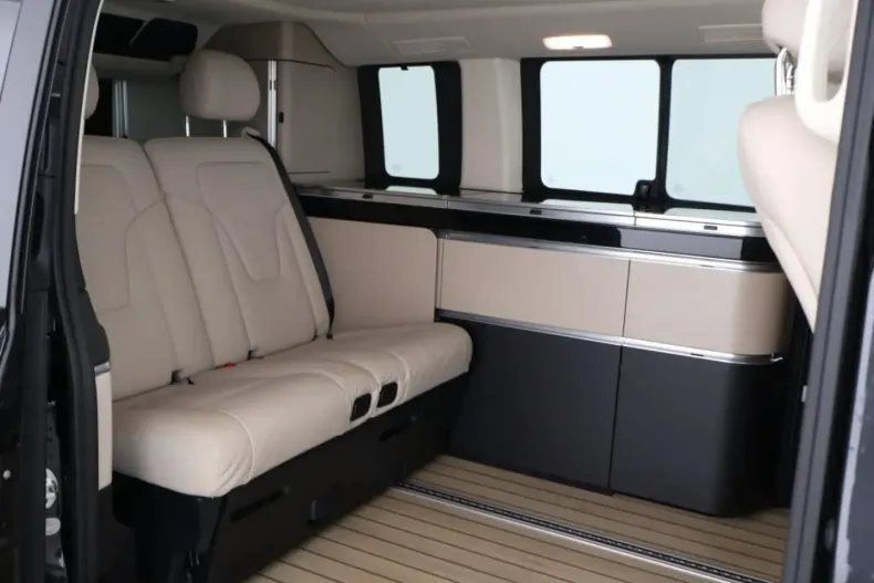 Mercedes-Benz V 250 (Clasa V) din 2025 cu 18.200 km - oferta MER179542 - foto 13