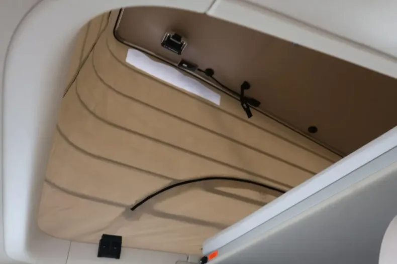 Mercedes-Benz V 250 (Clasa V) din 2025 cu 18.200 km - oferta MER179542 - foto 17