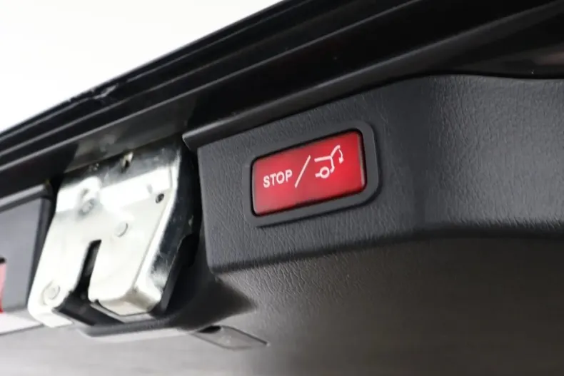 Mercedes-Benz V 250 (Clasa V) din 2025 cu 18.200 km - oferta MER179542 - foto 19