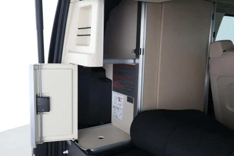 Mercedes-Benz V 250 (Clasa V) din 2025 cu 18.200 km - oferta MER179542 - foto 20