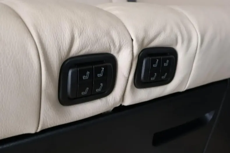 Mercedes-Benz V 250 (Clasa V) din 2025 cu 18.200 km - oferta MER179542 - foto 21