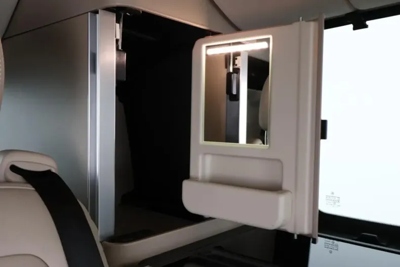 Mercedes-Benz V 250 (Clasa V) din 2025 cu 18.200 km - oferta MER179542 - foto 22