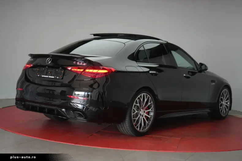Mercedes-Benz C 63 AMG (Clasa C) din 2025 cu 4.000 km - oferta MER179546 - foto 3