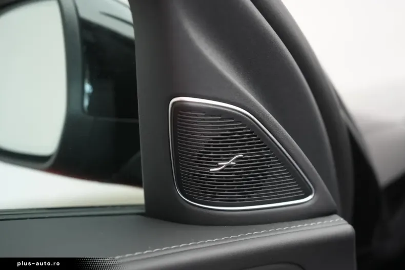 Mercedes-Benz C 63 AMG (Clasa C) din 2025 cu 4.000 km - oferta MER179546 - foto 18