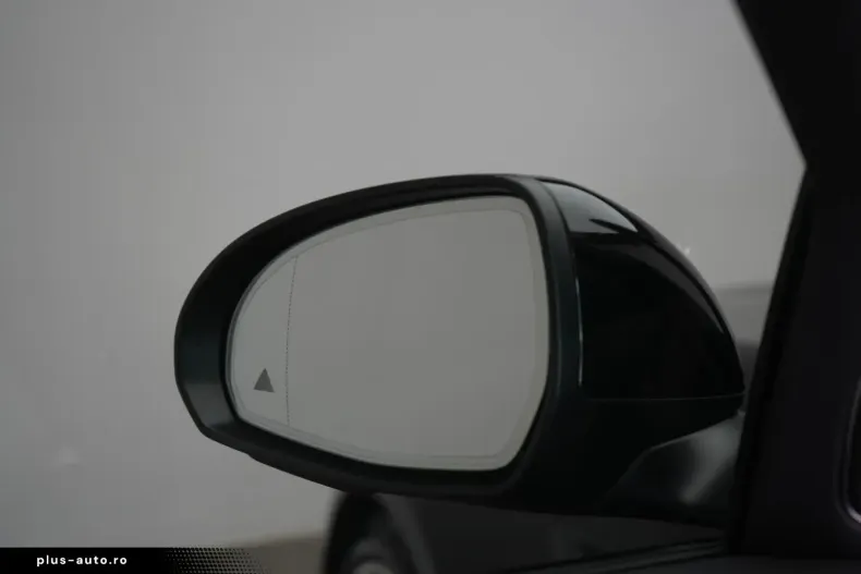 Mercedes-Benz C 63 AMG (Clasa C) din 2025 cu 4.000 km - oferta MER179546 - foto 23