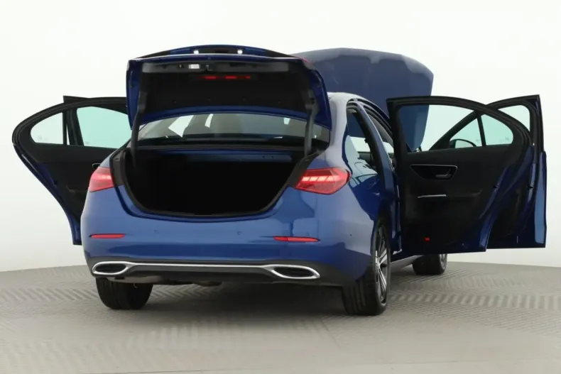 Mercedes-Benz C 200 din 2024 cu 6.111 km - oferta MER179549 - foto 8