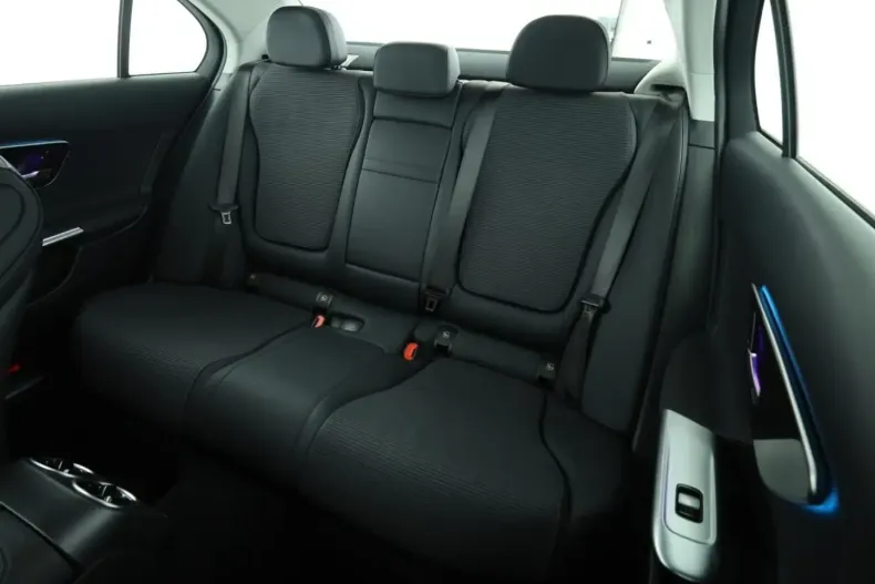 Mercedes-Benz C 200 din 2024 cu 6.111 km - oferta MER179549 - foto 17